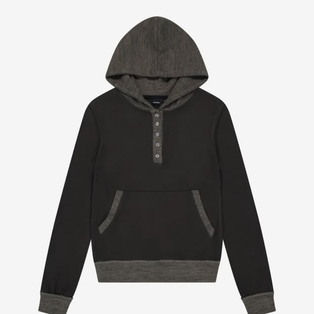 [아캄] Contrast Logo Button Hoodie (Brown)