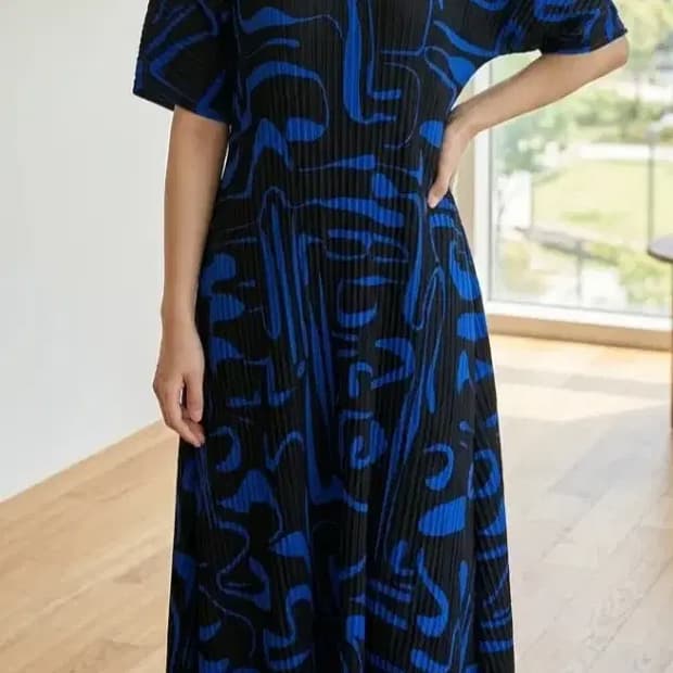 코스 플리츠 패턴 원피스~77