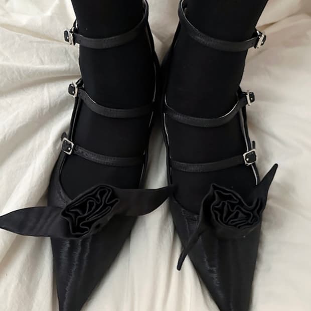 프레클 코사지 펌프스 240