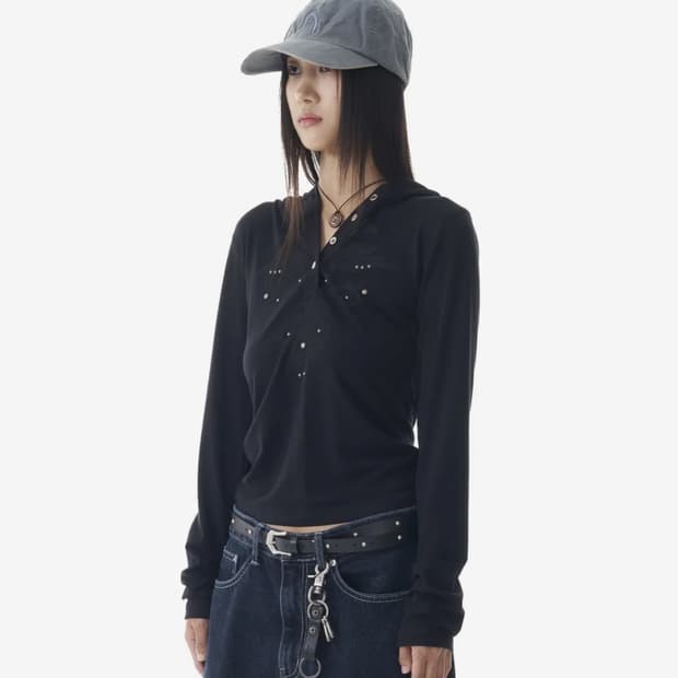 아캄 롱슬리브 Studded Leaf Hooded Long Sleeve 