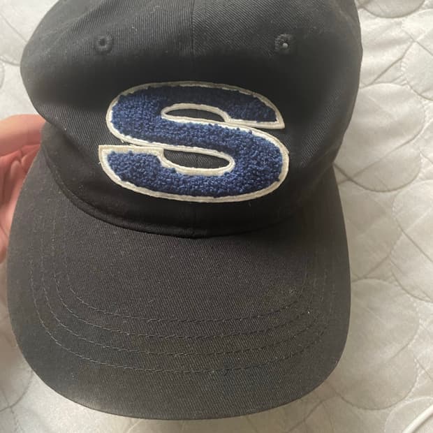 스투시 셔닐 로고 캡