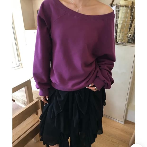 에이블리 지그재그 원오프숄더 맨투맨