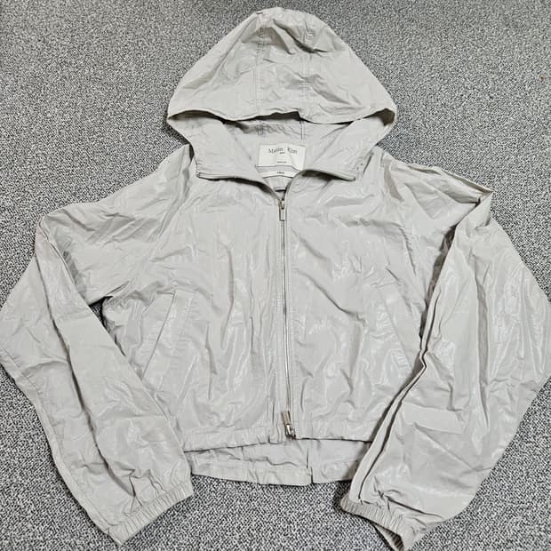 마뗑 킴 여성 크롭 바람막이 자켓