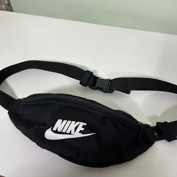 OS 나이키 블랙 힙색