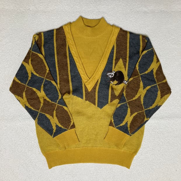 라쿤 패치 레이어드 니트