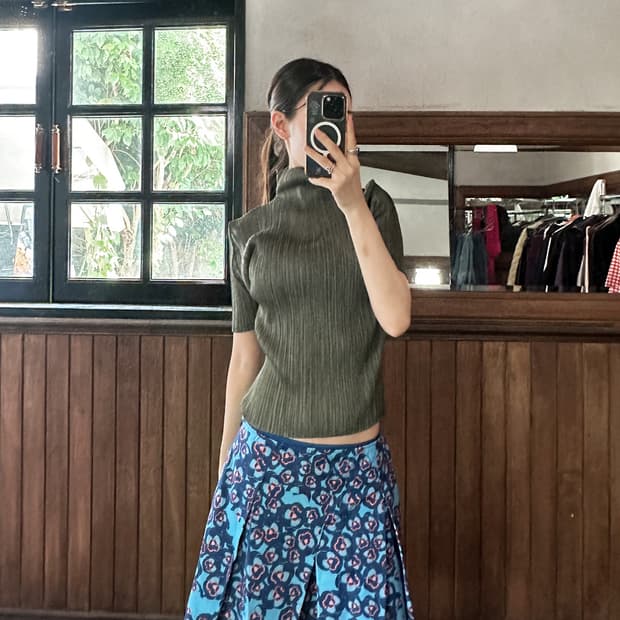 PLEATS PLEASE short-sleeve turtleneck
