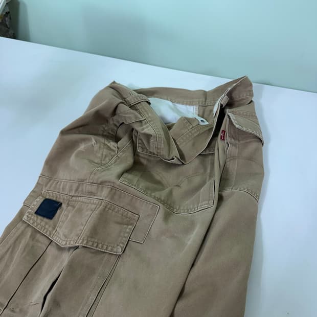 M 30 리바이스 루즈스트레이트핏 베이지 코튼 카고팬츠