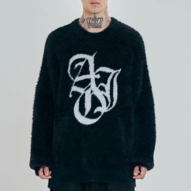 아조바이아조 스포티 로고 헤어리 니트 퍼니트