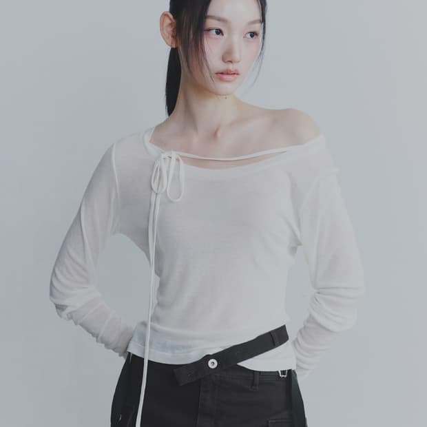 페인오어플레져 WING SHIRRING TOP ivory