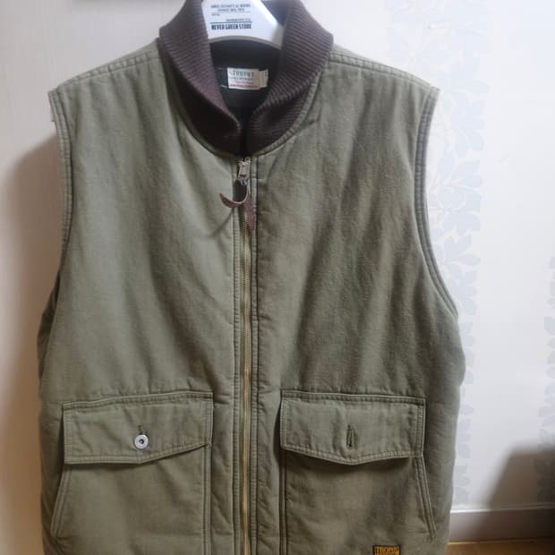 트로피클로딩 스톰베스트 42