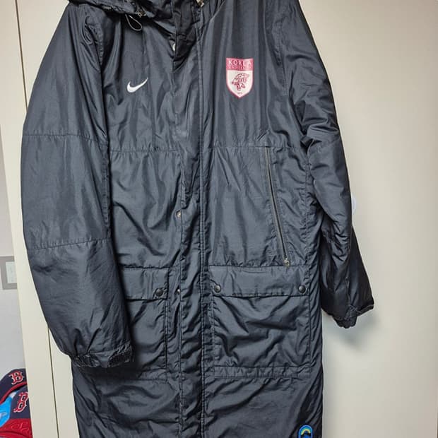 나이키 롱패딩 고려대학교 패딩 110사이즈 팝니다 