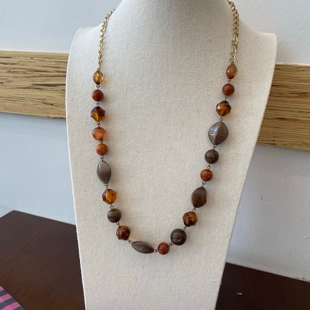 브라운 비즈 롱 목걸이