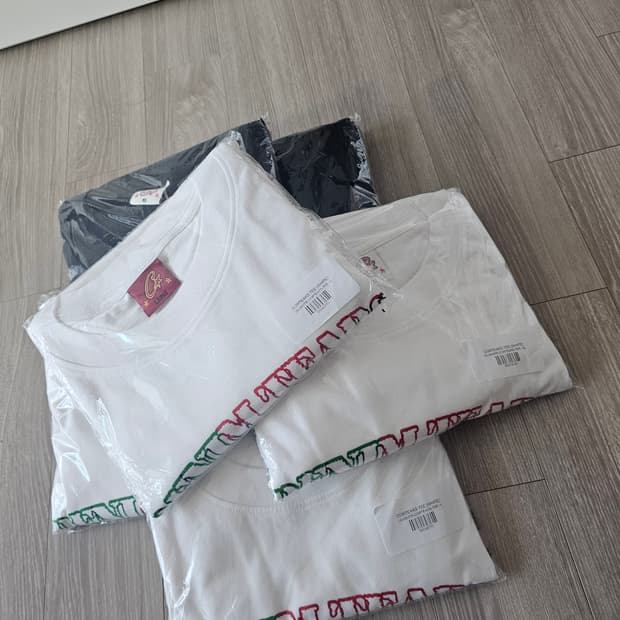 코르테이즈x데님티어스 반팔 L,XL 새상품