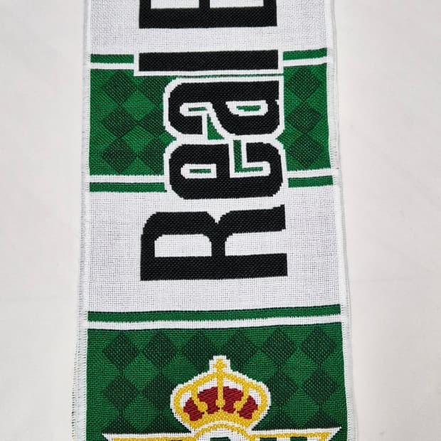 레알 베티스 머플러 팝니다 