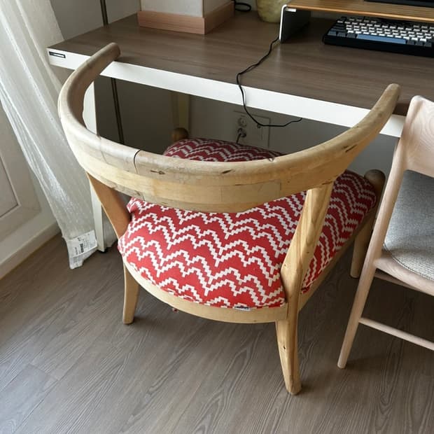 kare 자작나무 페브릭 의자