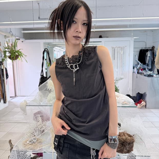 lace trim tank top