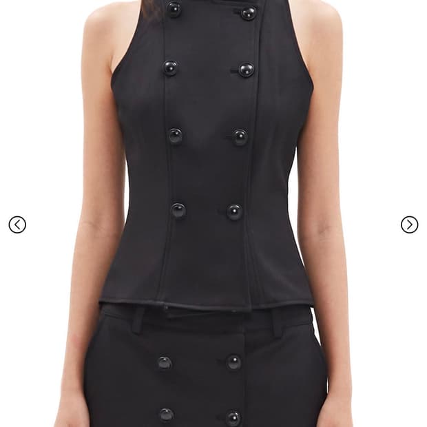 힐다 테일러드 버튼 셋업 블랙