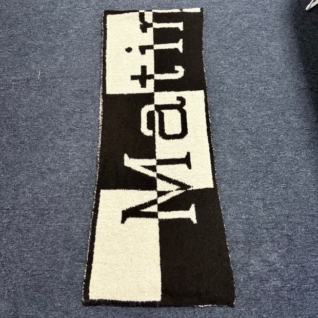 마뗑킴 체크보드 머플러