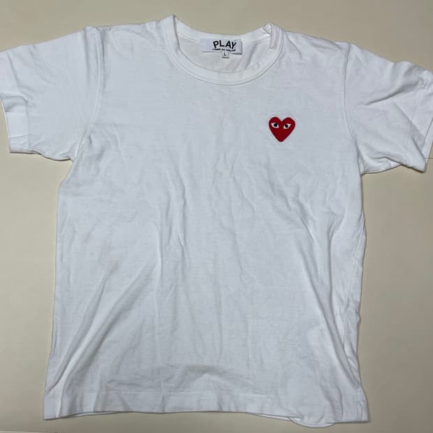 꼼데가르송 플레이 흰색 반팔티(정품)