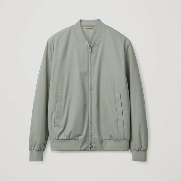 COS 코스 봄버 라이트카키 [M]