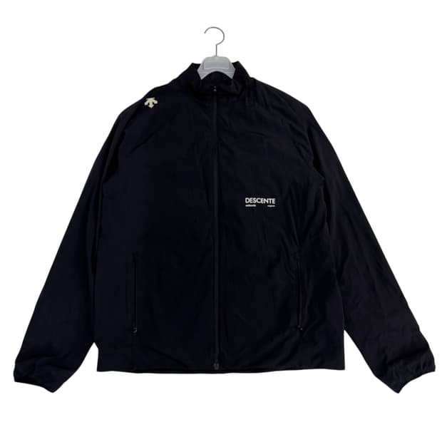 데상트 윈드블럭 웜업 자켓