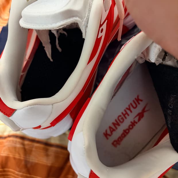 리복X강혁 프리미어 로드 모던 화이트 레드 (280)