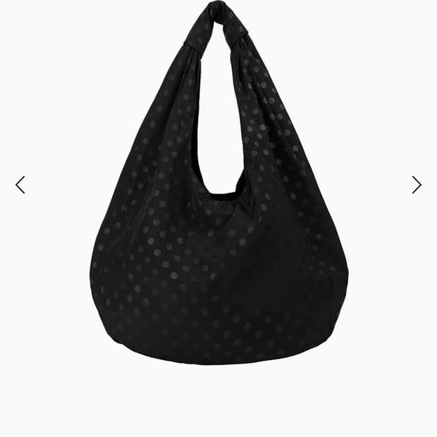 오헤시오 패딩 가방 구합니다