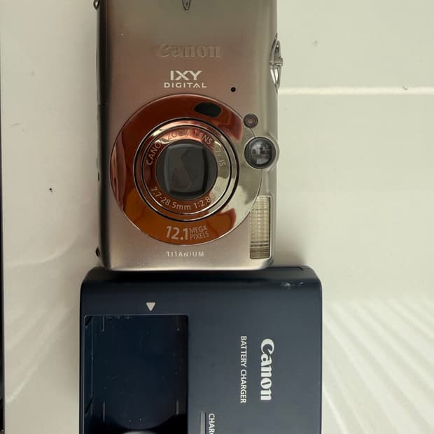 캐논익서스2000IS