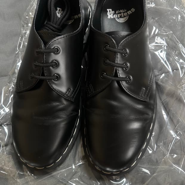 닥터마틴 1461 스무스 블랙 ws 화이트스티치 uk7