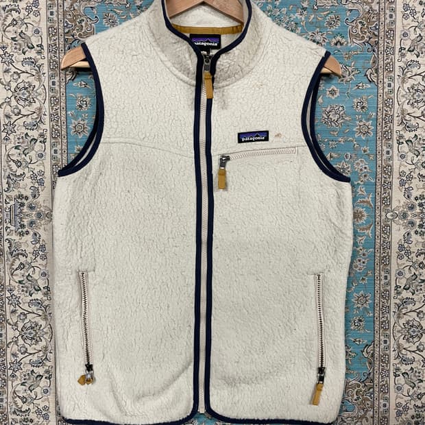 파타고니아 레트로 파일 플리스 베스트 펠리칸1665