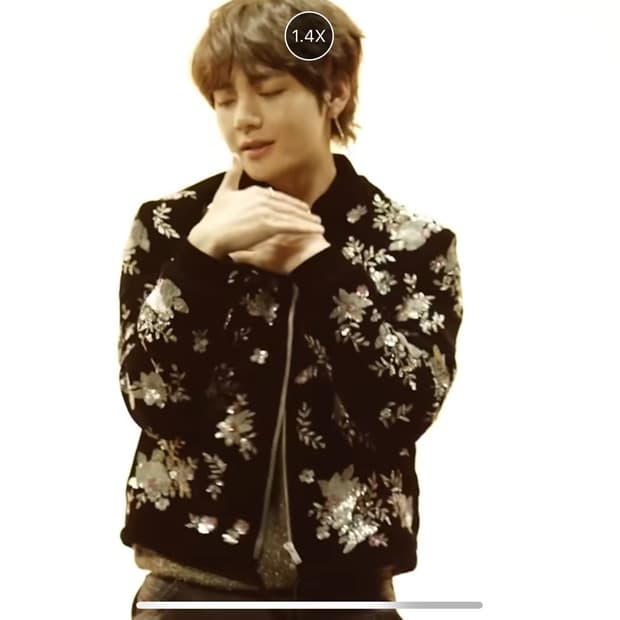 (BTS V 착장)생로랑 바시티 블랙 자켓