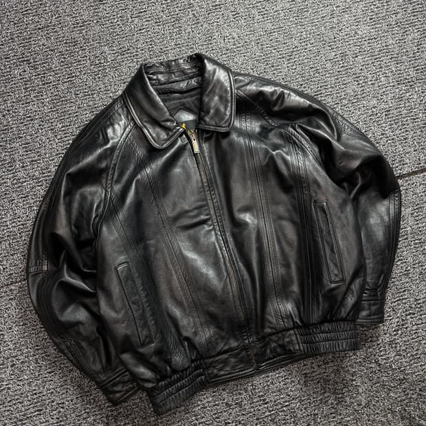 00s 빈티지 아카이브 램스킨 봄버 자켓 2404