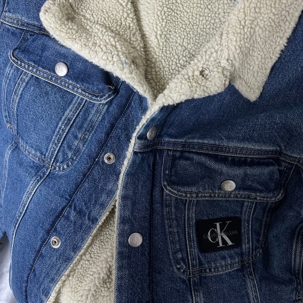 Ck 캘빈 청자켓 급처