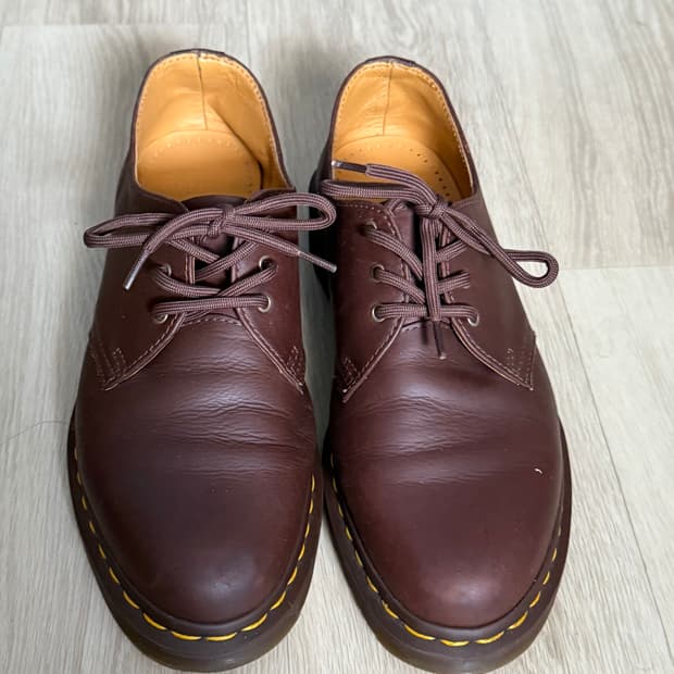 닥터마틴 브라운260