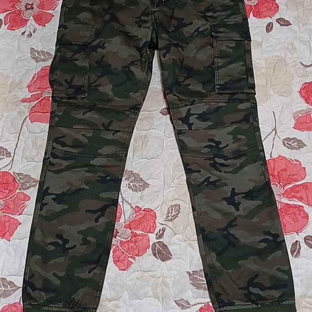 H&M 미사용 스키니카모 카고조거팬츠 32인치 기장105