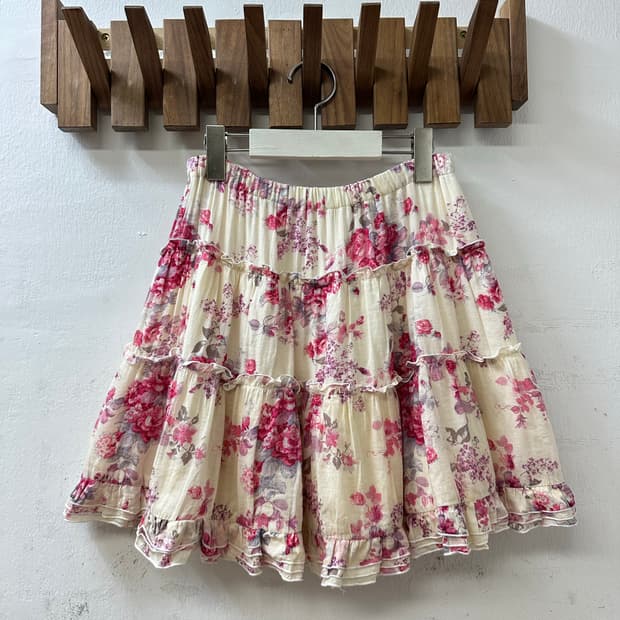 일본빈티지 CHUXXX 플로럴 티어드 캉캉 볼륨 실루엣 밴딩 스커트