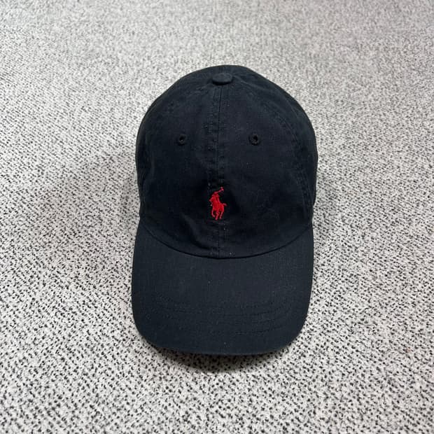 폴로 볼캡