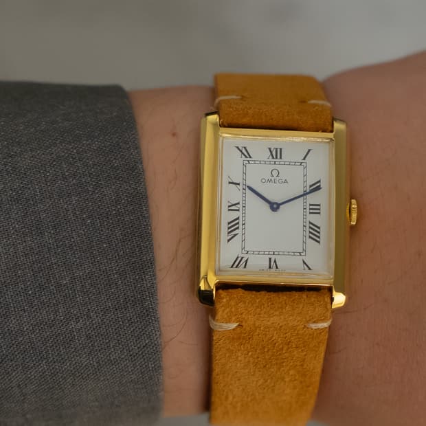 오메가 탱크 라지 빈티지 수동 시계