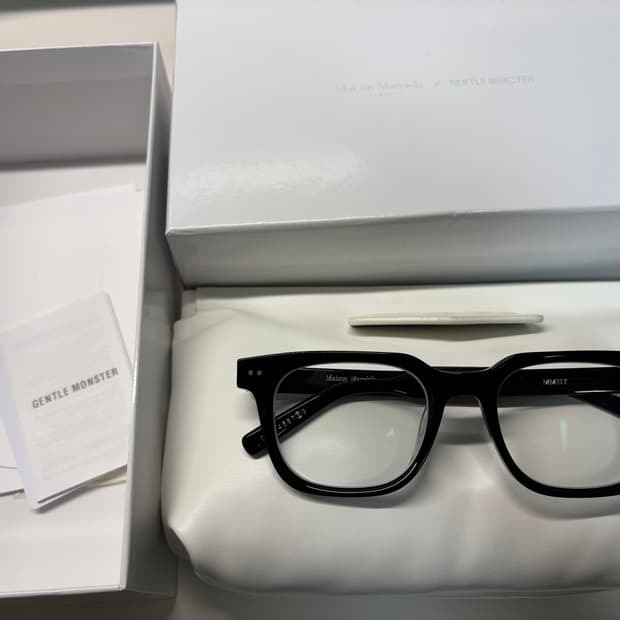 젠틀몬스터 x 메종마르지엘라 m117