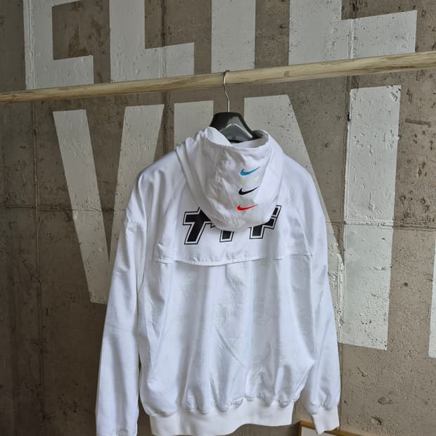 나이키 한정판 월드와이드 후드집업