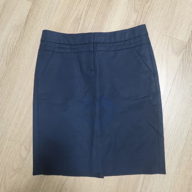 타미힐피거 스커트