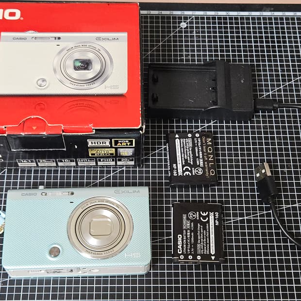희귀) 카시오 엑슬림 ZR60 민트색 디카 풀박