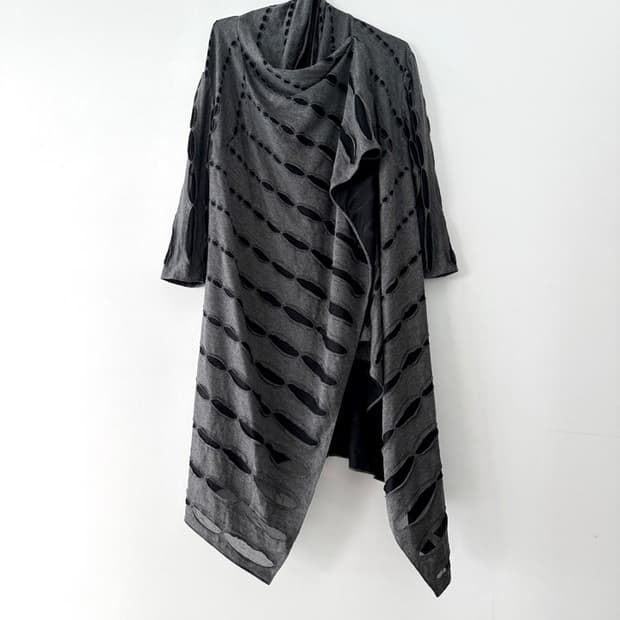 Hybrid punching drape open cardigan 