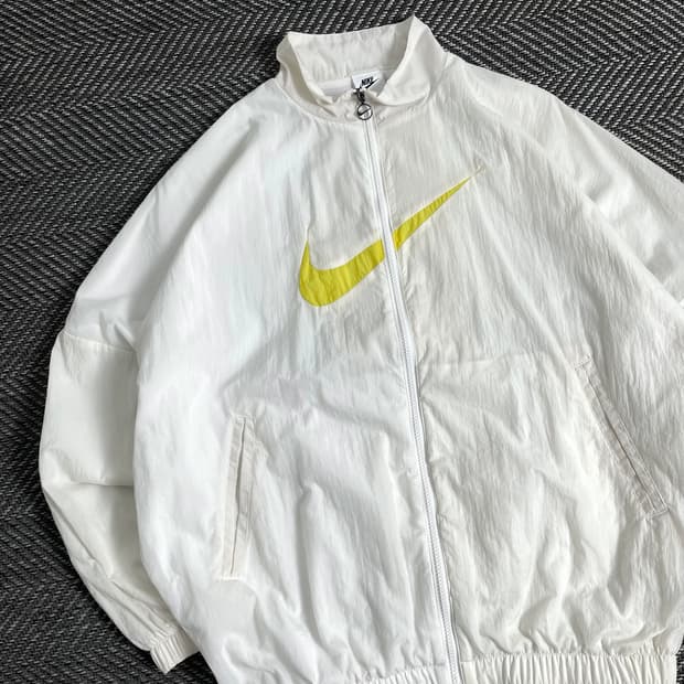 나이키 빅스우시 나일론 우븐 바람막이y 2865