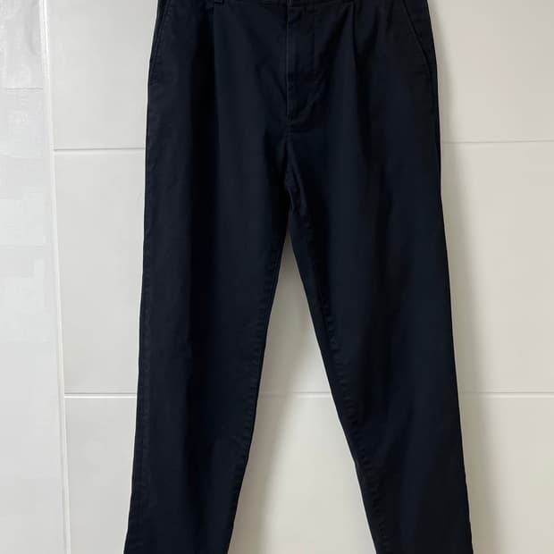 코스 핀턱 면바지