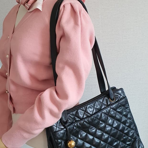 샤넬 골든볼 숄더백