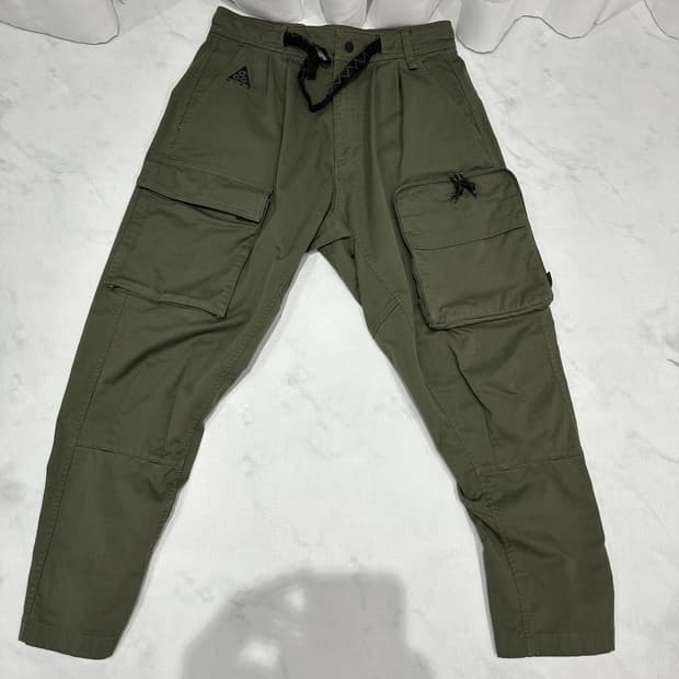 나이키 ACG 카고팬츠 S 사이즈