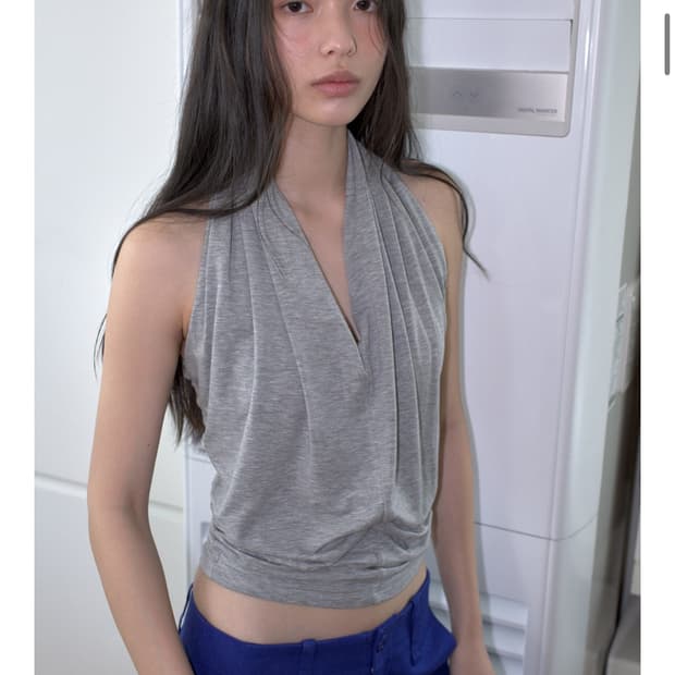 오버듀플레어 draped halter top