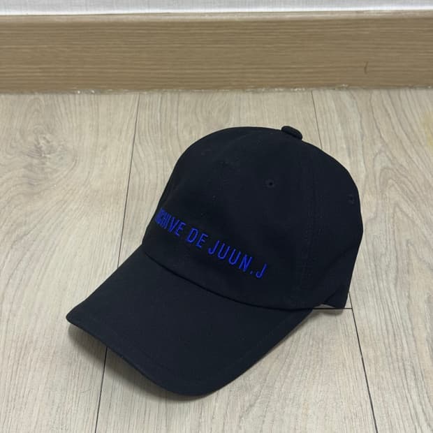 준지 아카이브 레터링 볼캡 팝니다