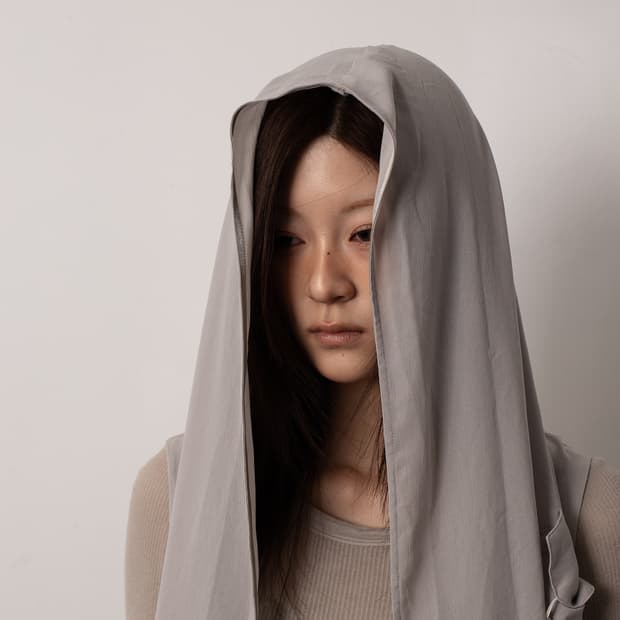 BAJRA ASYMMETRIC DRAPE HOOD VEST